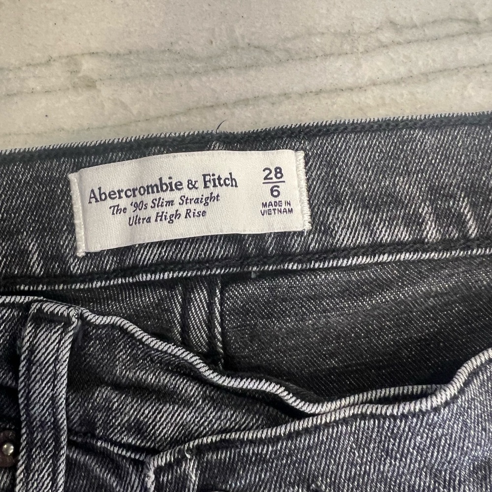 Abercrombie & Fitch- The ‘90s Slim Straight Ultra High Rise- 28/6 - Picture 4 of 8